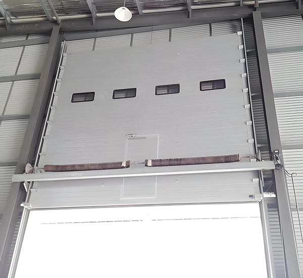 岐山工业滑升门