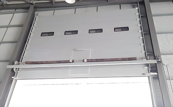 岐山工业滑升门