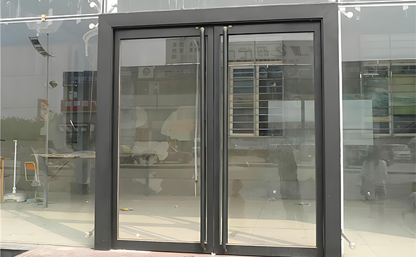 岐山玻璃地弹门